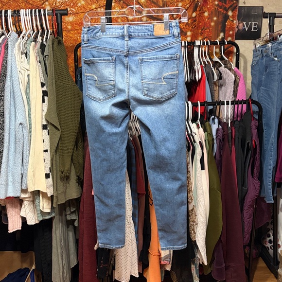 American Eagle Outfitters Light Blue Skinny Jeans - Picture 2 of 4